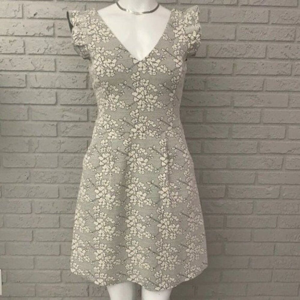 Tabitha Women Gray Textured Floral Cap Sleeve Tea Dress With Pockets Size 2